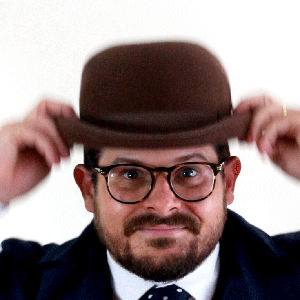 charlie-checkit-hat-lift 1