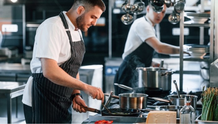 chefs-in-kitchen